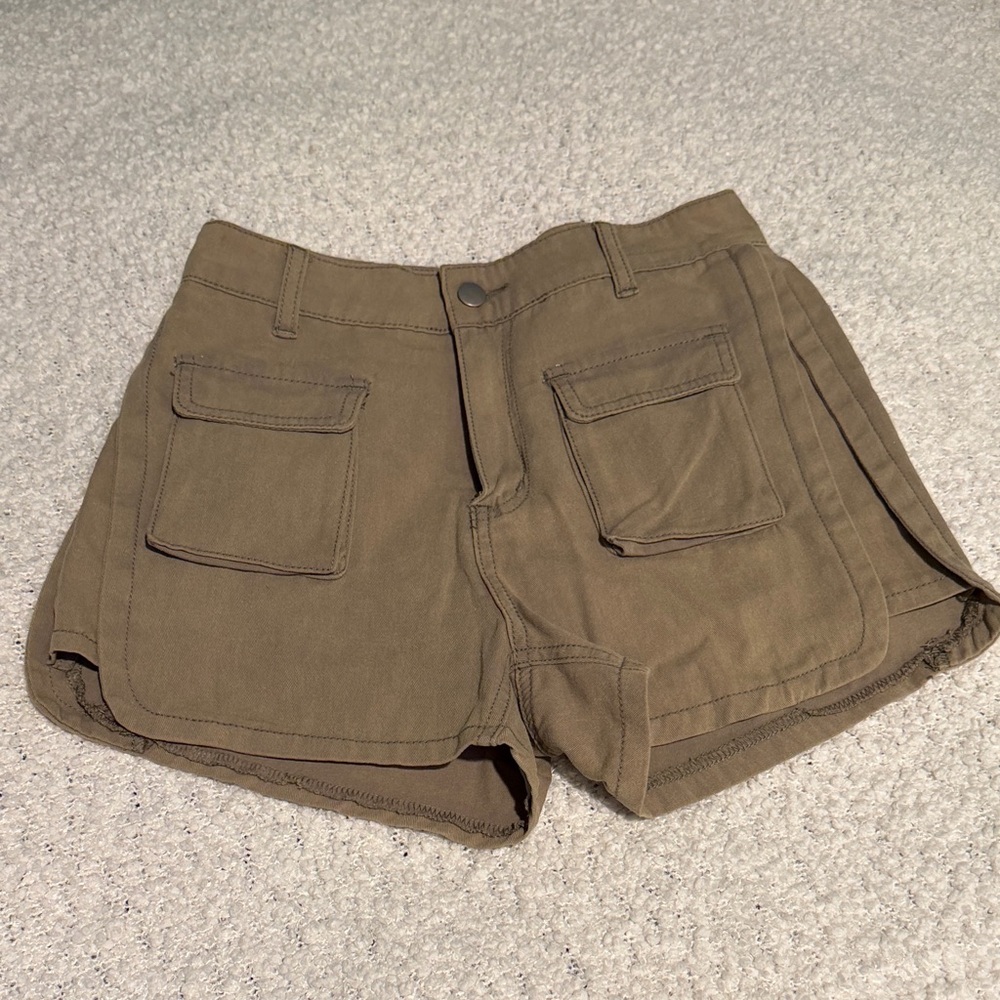 POL Women's Tan Cargo Shorts